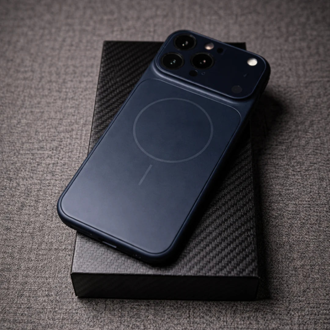 Case iPhone King Pro MagSafe - Transforme seu iPhone no novo iPhone 17! - Compatível do iPhone 13 ao 17